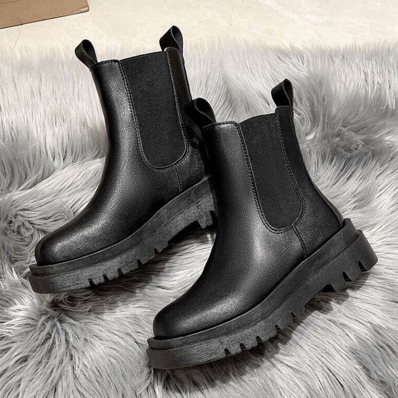 Bota Feminina Cano Médio Tratorada Preto 10