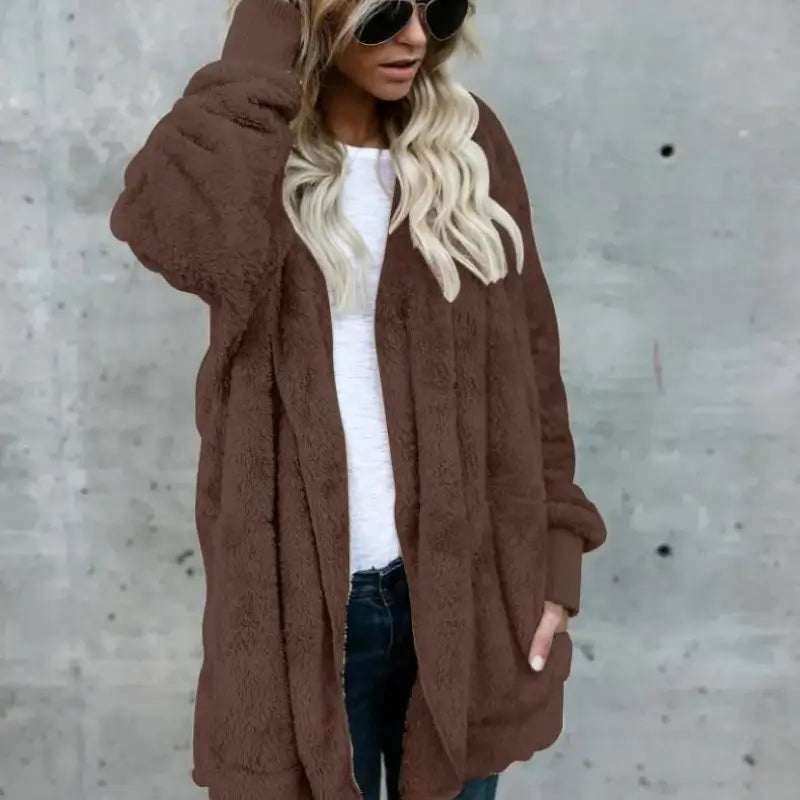 Casaco Feminino de Pelinhos Marrom 4