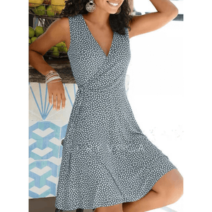 Vestido Curto Plus Size