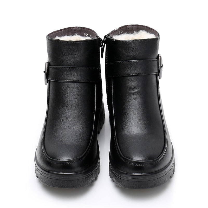 Bota de Inverno em Couro Essential