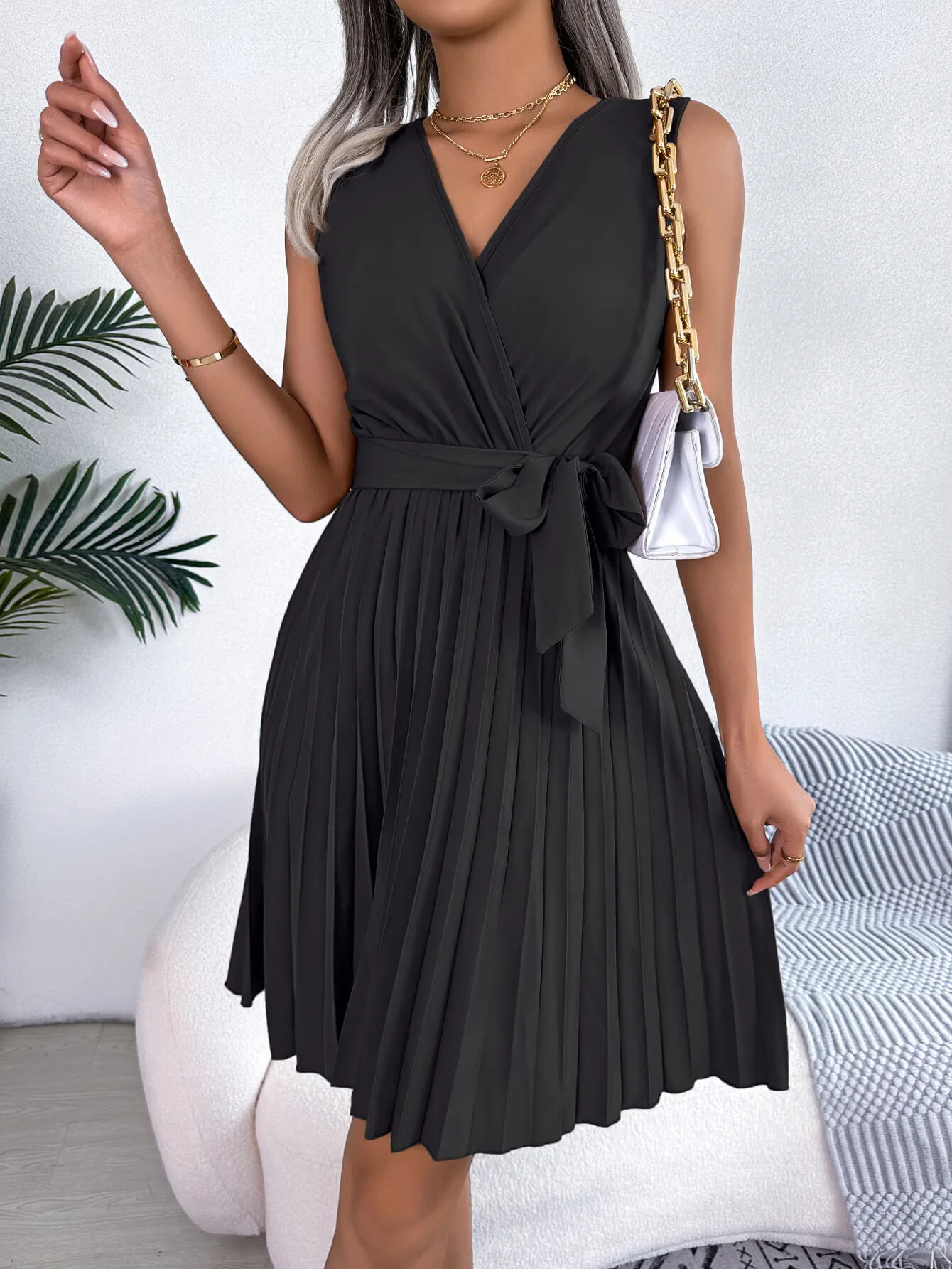 Vestido Curto Preto 3