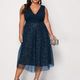 Vestido Curto Genova - Plus Size