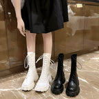 Coturno Feminino Cano Médio Tratorado Castle