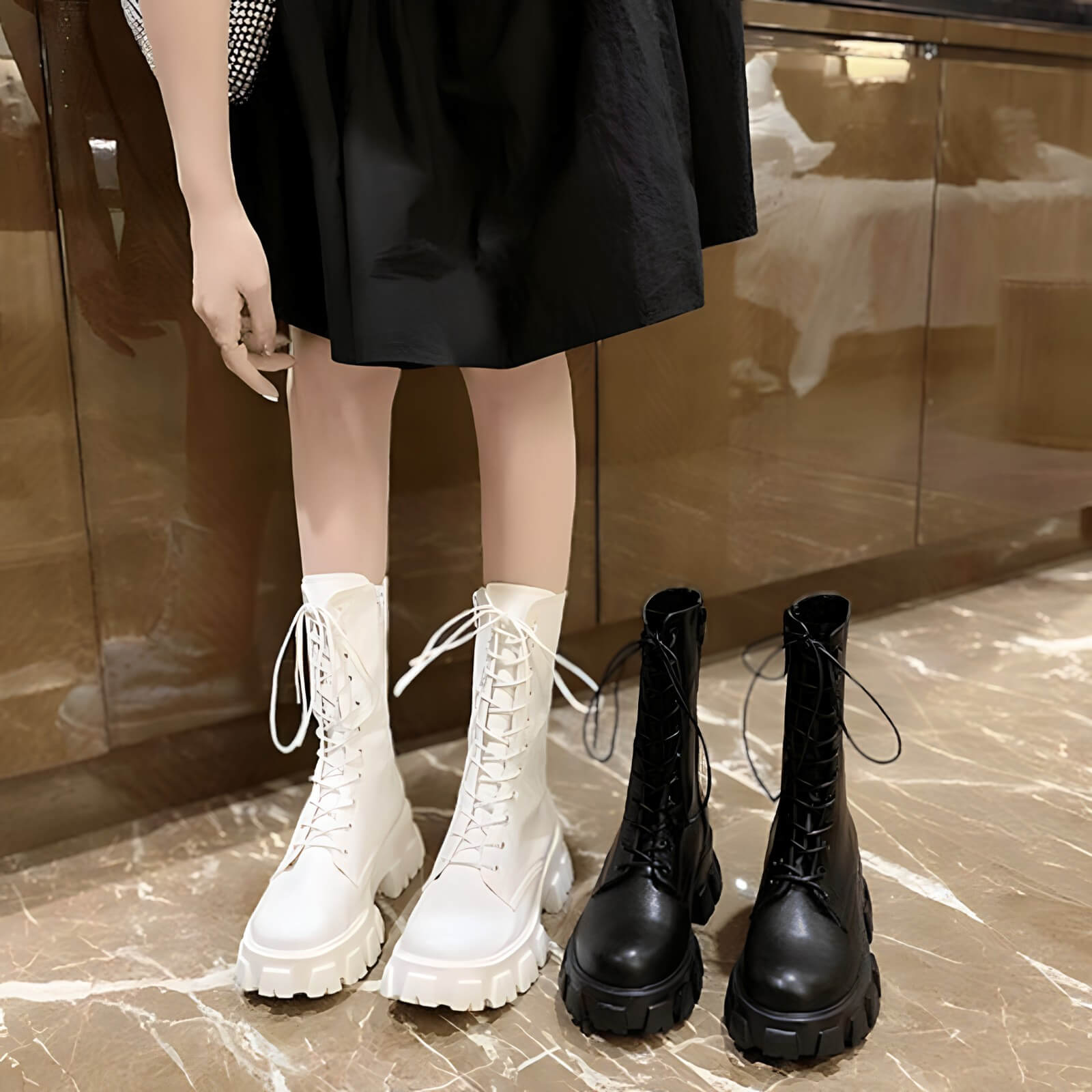 Coturno Feminino Cano Médio Tratorado Castle