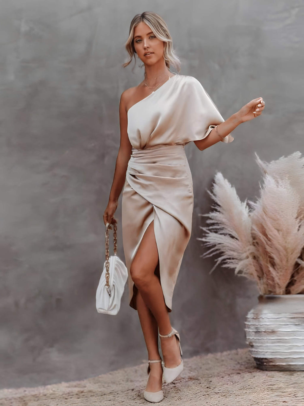 Vestido Mídi Bege 1